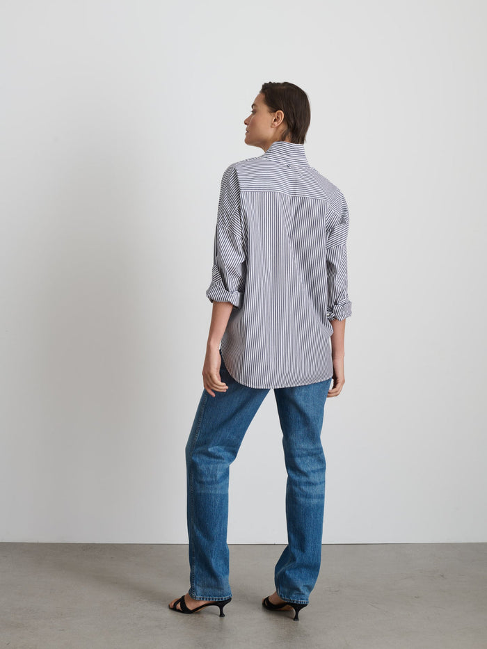 Jo Shirt in Striped Cotton Poplin - Navy / White