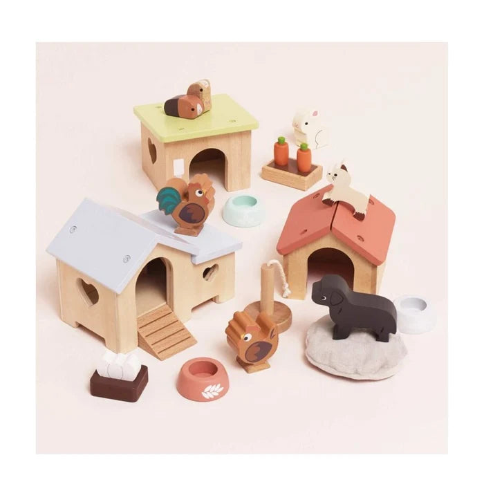 Le Toy Van Chicken Coop for Dolls House