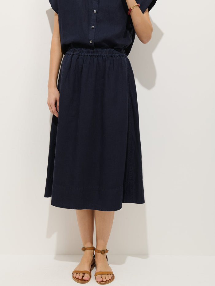 Maddie Skirt in Linen - Dark Navy