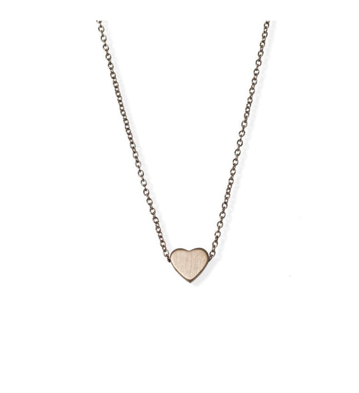 FAB FAB HEART PENDANT NECKLACE