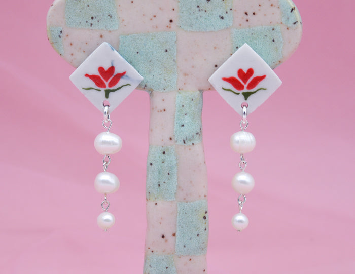 Flowers and Pearls Earrings