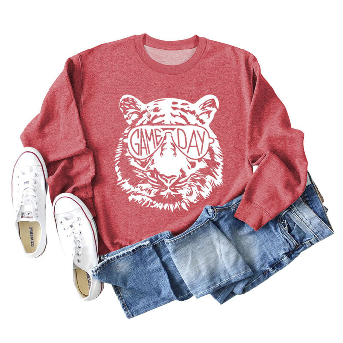 Red sweater (white color picture) / S