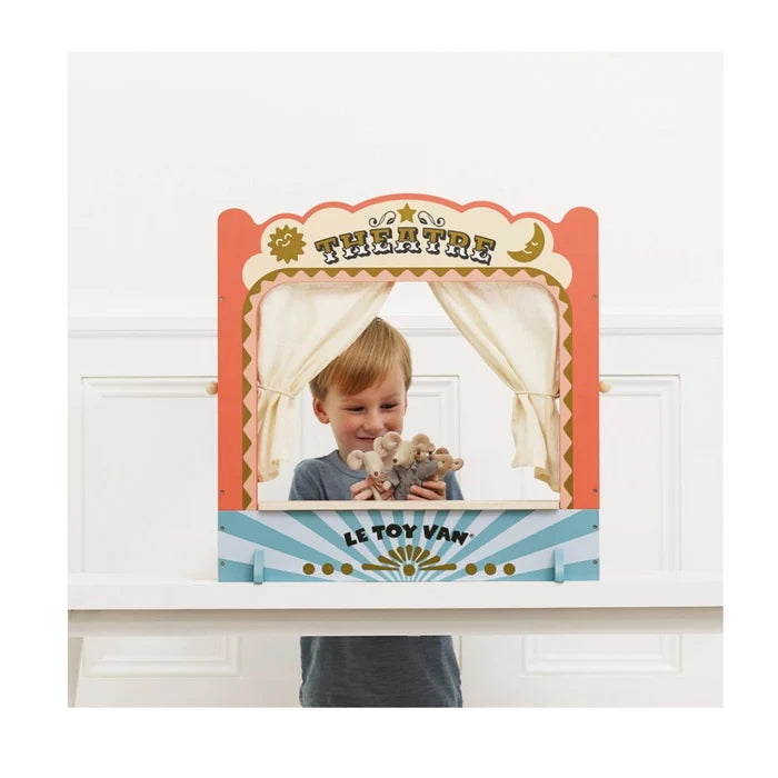 Le Toy Van Kitchen Tabletop Puppet Wooden Theatre