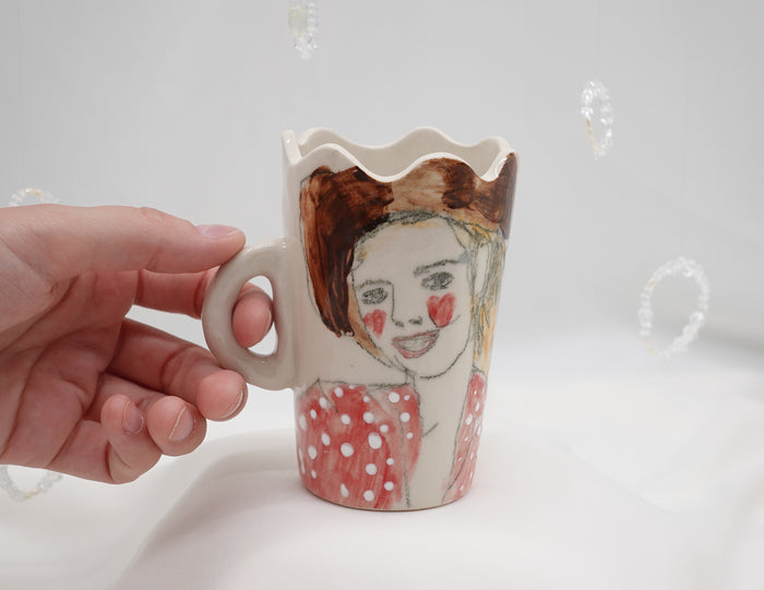 Lucy Belle Scalloped Cup