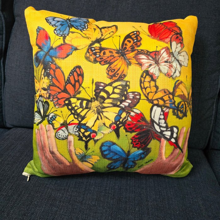 NANCY THOMAS PILLOWS - Butterflies