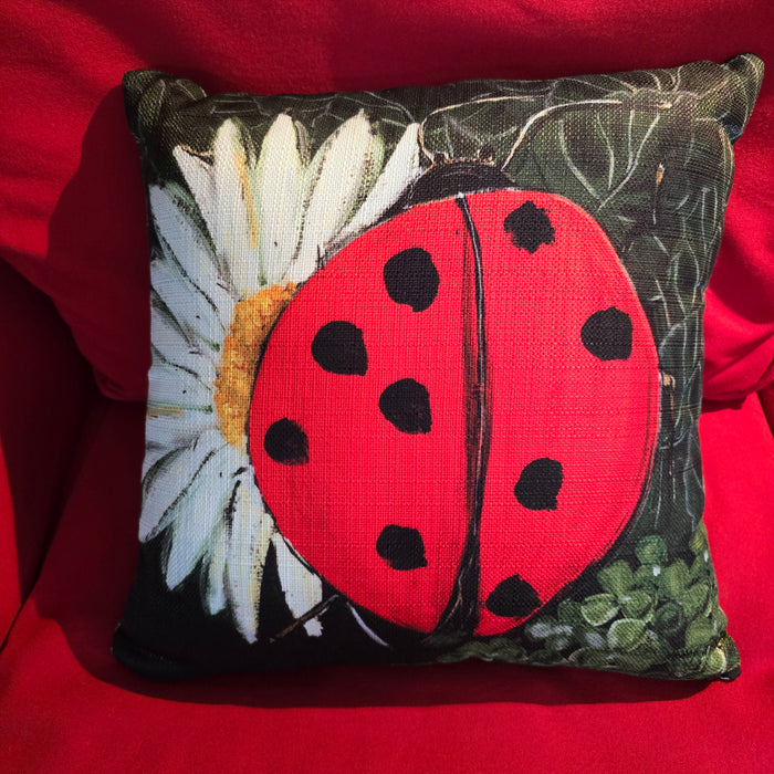 NANCY THOMAS PILLOWS - Ladybug