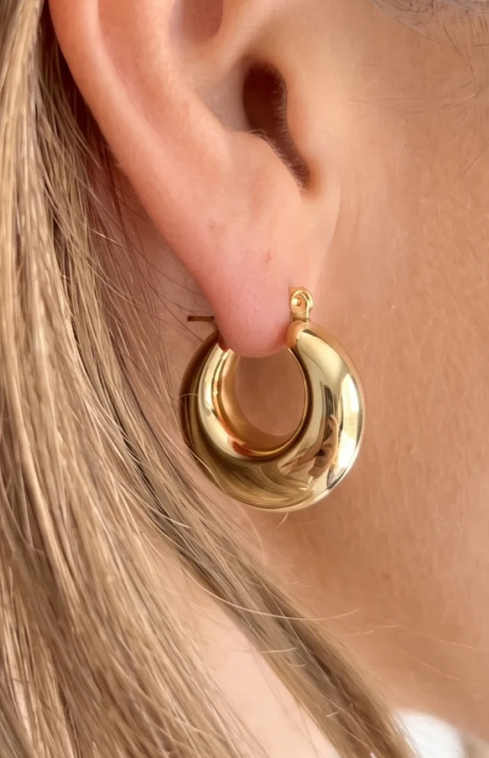 Beginning Boutique Naomie Gold Hoop Earrings chunky polished gold hoop earrings