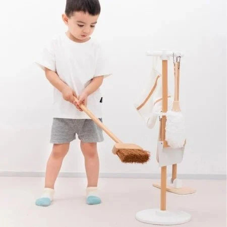 New Classic Toys Cleaning Playset