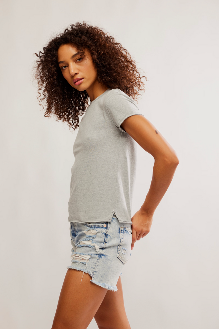 Nova Tee in Greyhound