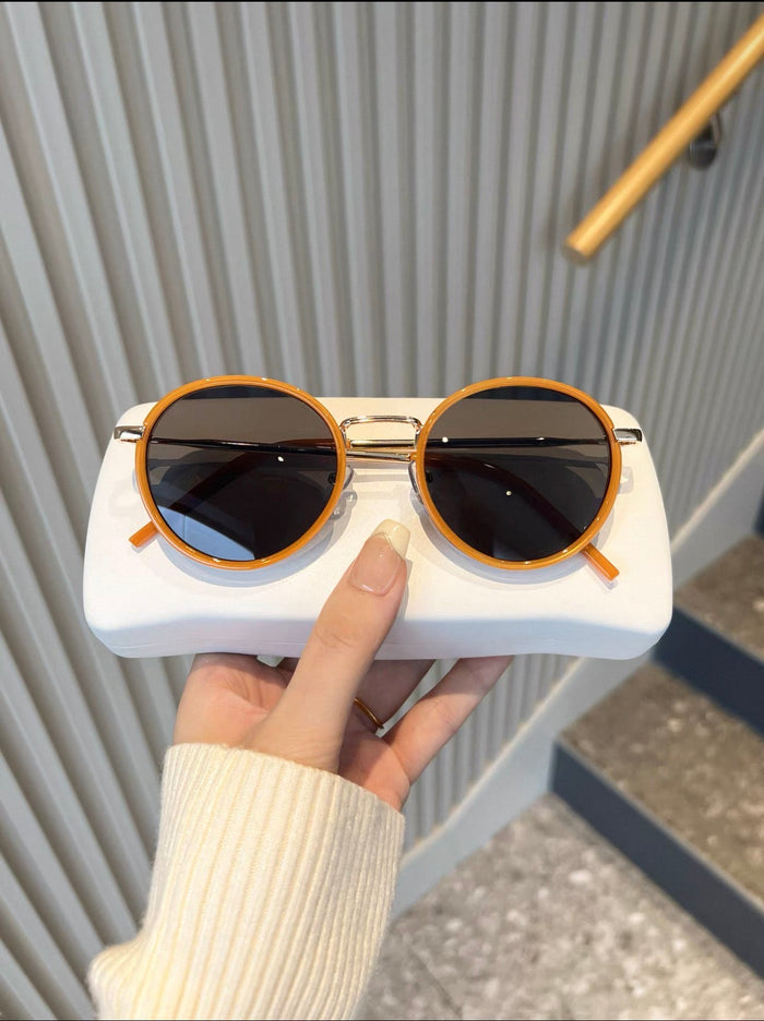Retro Unisex Round-Frame Sunglasses in Summer, UV Protection - orange