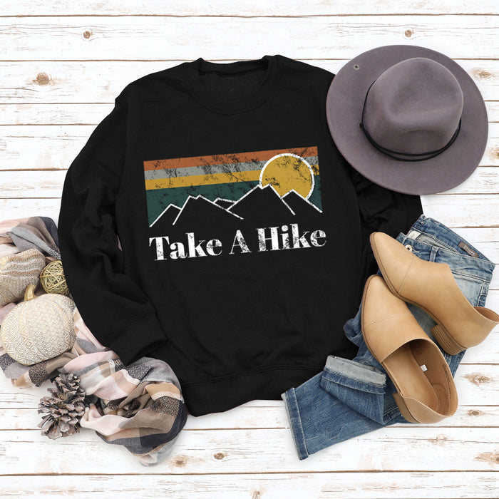 Round Neck Letter Women's T-shirt Take A Hike Print Loose Short-sleeved