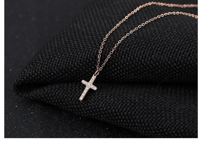 Simple Vintage Short Cross Necklace Creative Collarbone Chain with Diamond Pendant Necklace Holiday Gift