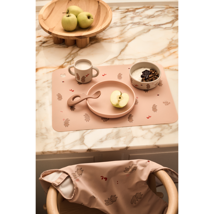 Liewood - Tableware Set - Vivi - Wild Child / Rosey - Lifestyle Cut 3