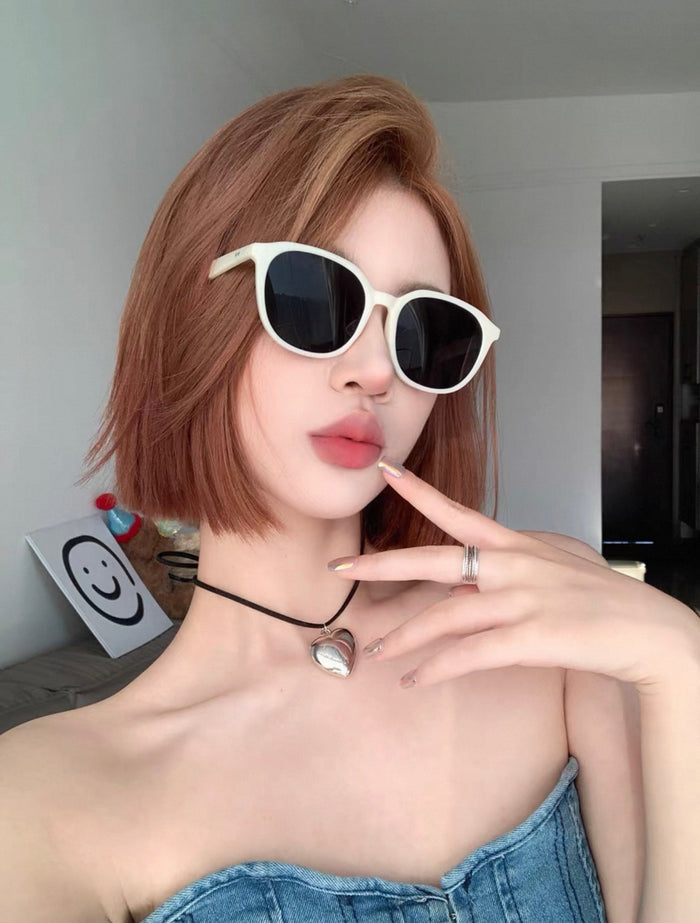 Sunglasses for Women, UV Protection, Suitable for Square and Round Faces, White Frame, High-End Glasses. white