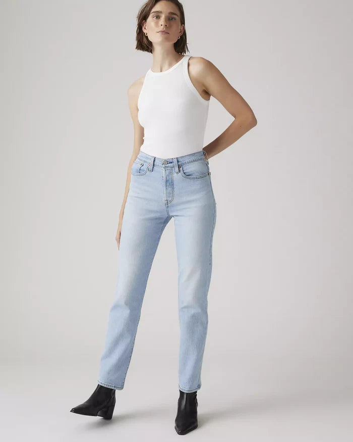 Wedgie Straight 28" Jean - Fully Baked Light Wash