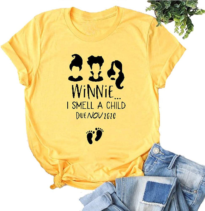 Women Hocus Pocus T-Shirt I Smell Children Shirt