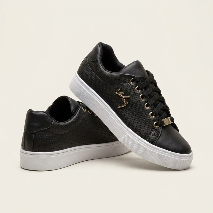 Women's Casual Lace-Up Sneakers Canada | Parcel Theory